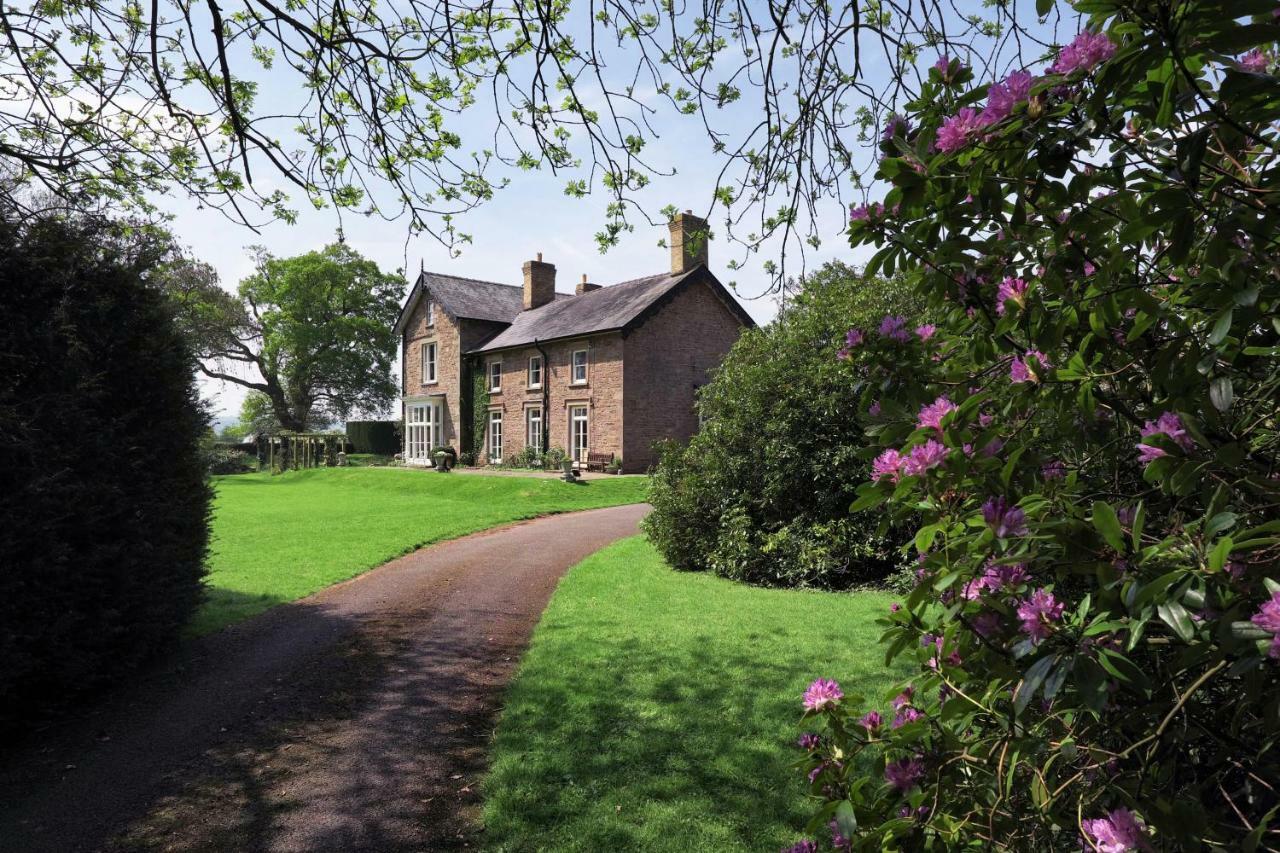 The Grange Bed and Breakfast Glasbury Eksteriør billede