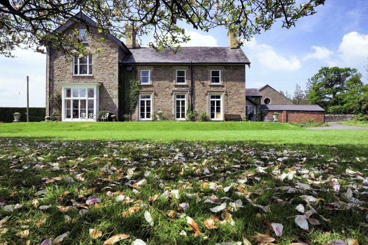 The Grange Bed and Breakfast Glasbury Eksteriør billede